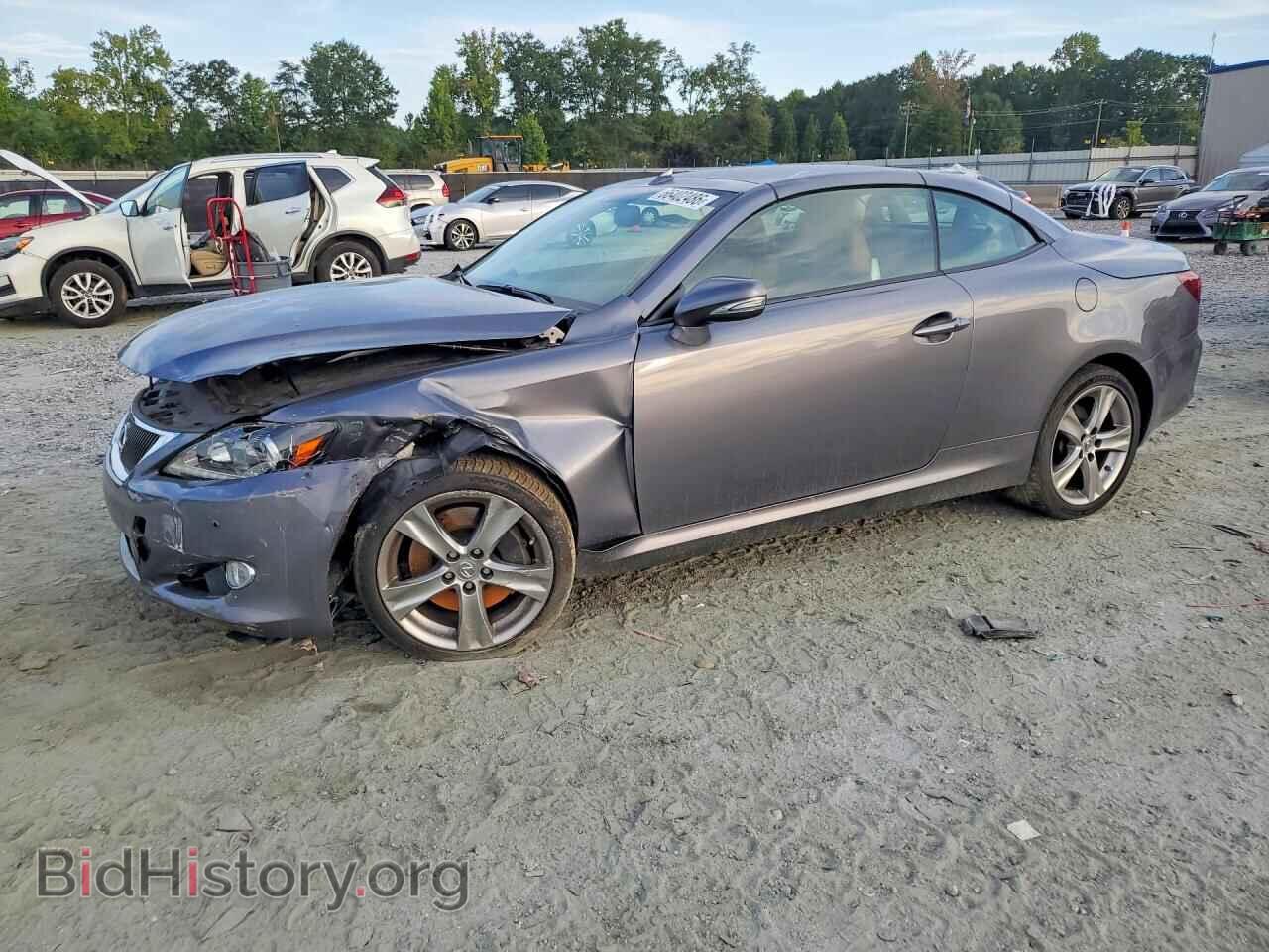 Фотография JTHFE2C29C2507880 - LEXUS IS 2012