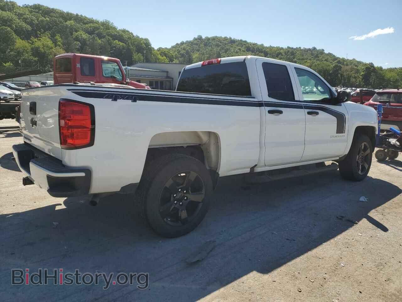 2018 CHEVROLET ALL Models - VIN: 1GCVKPEC2JZ320199 - Фото 3