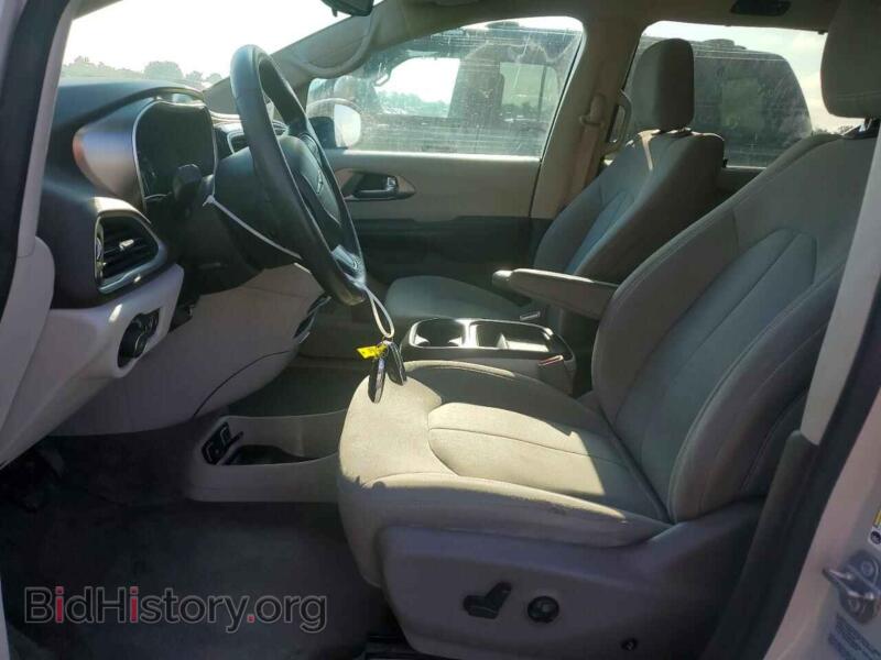 2017 Chrysler PACIFICA (VIN 2C4RC1BGXHR768410) — photo 7 of 13