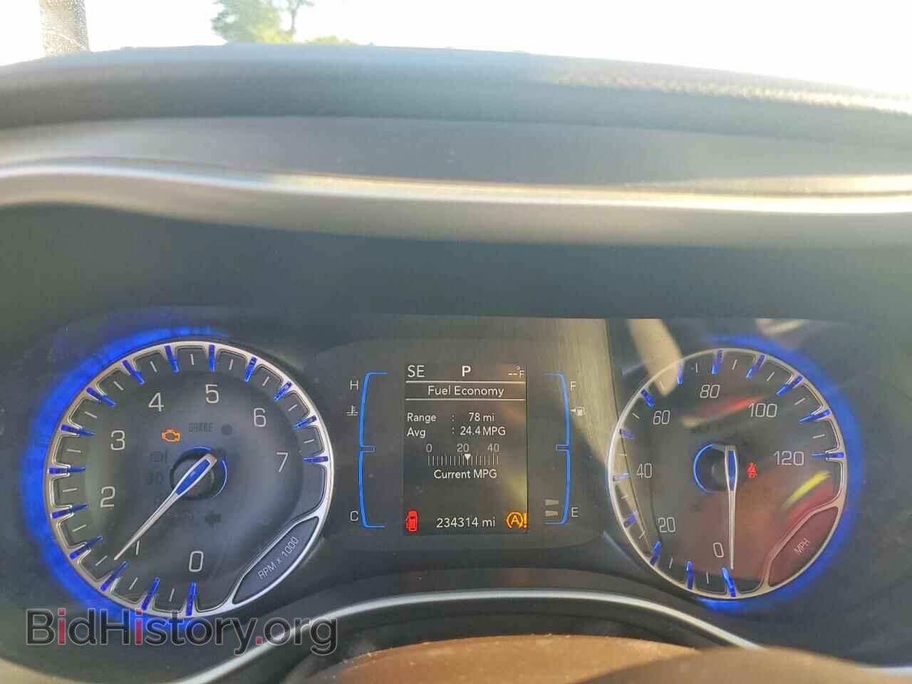 2017 CHRYSLER PACIFICA - VIN: 2C4RC1BGXHR768410 - Фото 9