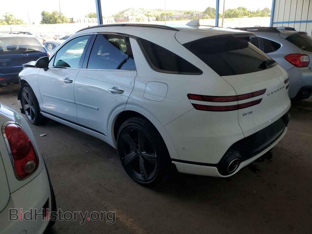 2022 GENESIS GV70 BASE - VIN: KMUMCDTC3NU057263 - Фото 2