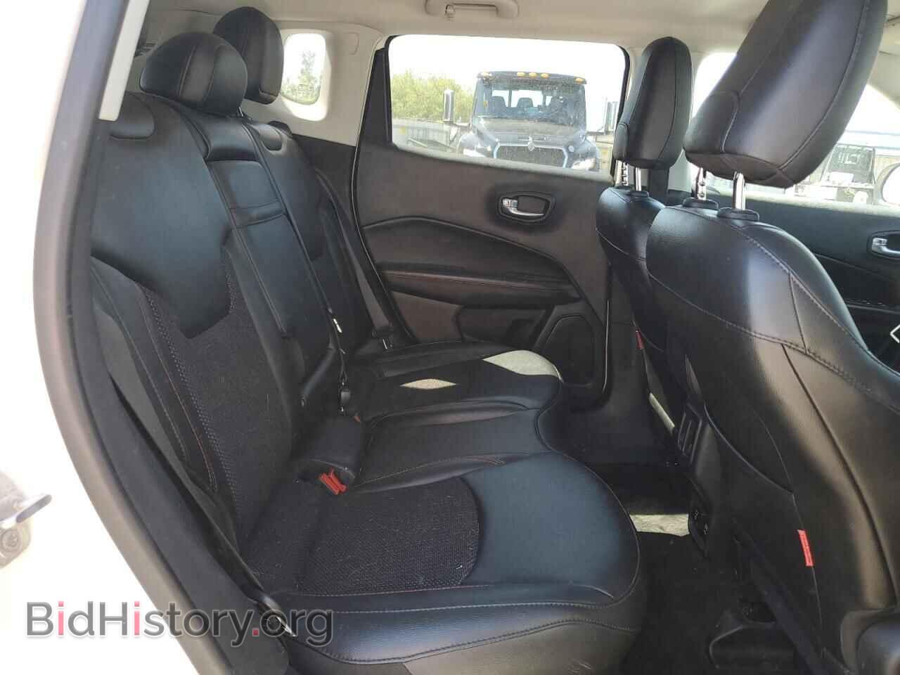 2019 JEEP COMPASS - VIN: 3C4NJDDB2KT627794 - Фото 11