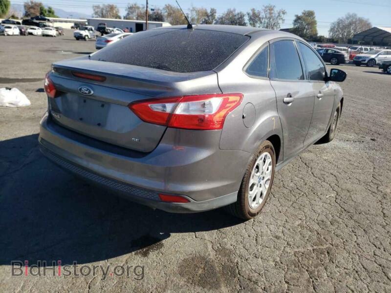 2012 Ford FOCUS (VIN 1FAHP3F25CL130857) — photo 4 of 10