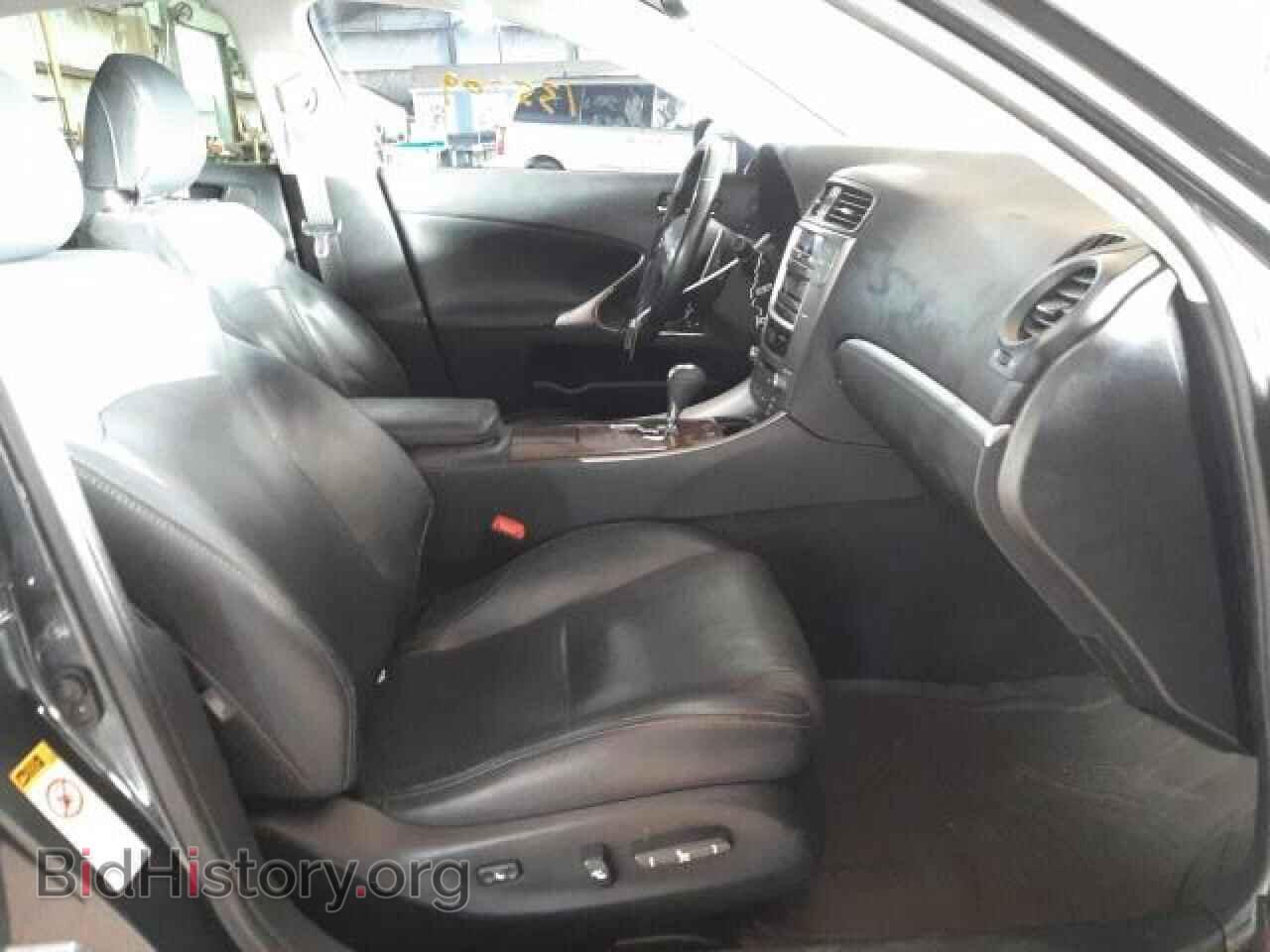 2011 LEXUS IS - VIN: JTHBF5C29B5141431 - Photo 5