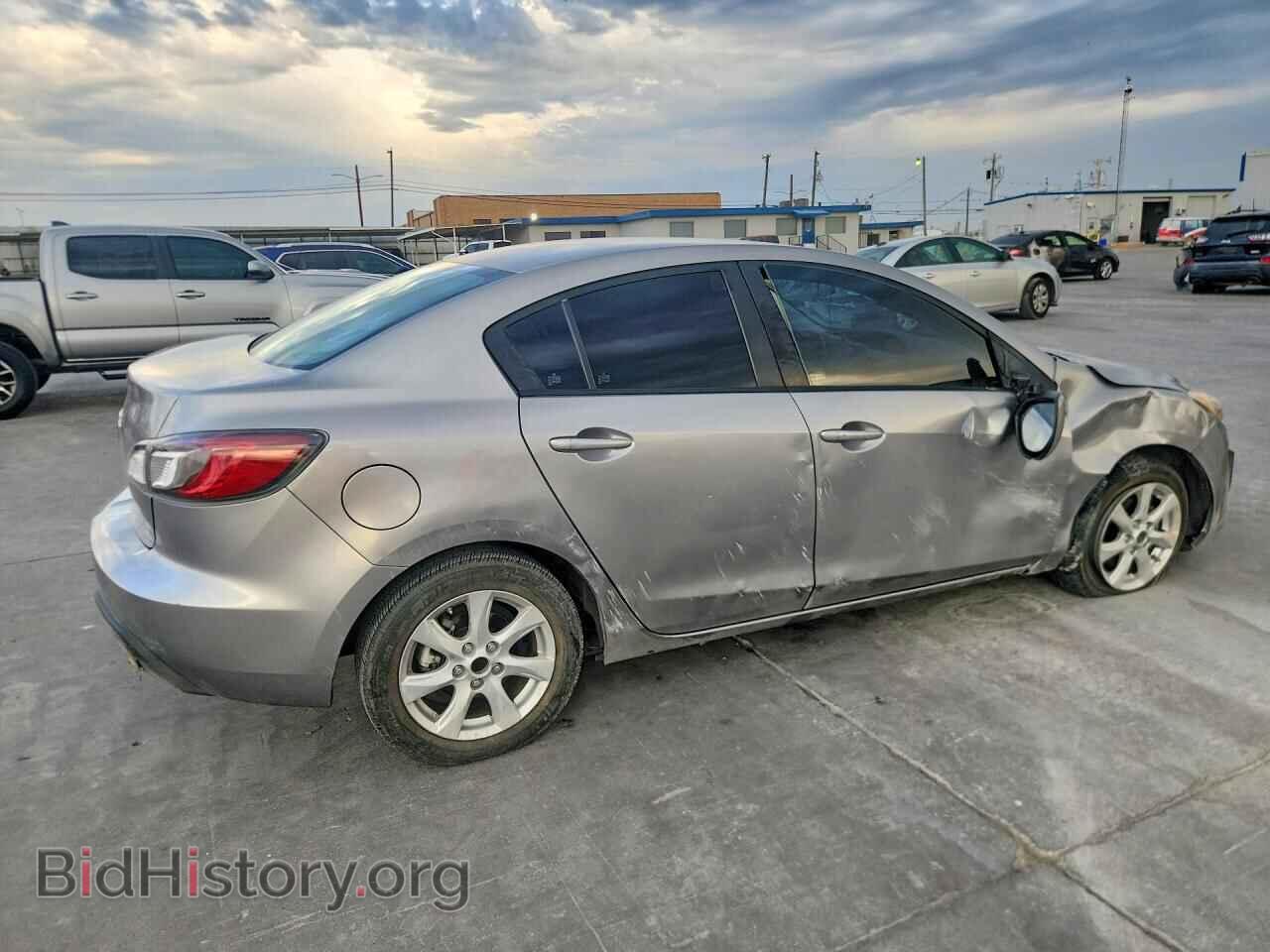2011 MAZDA 3 - VIN: JM1BL1VF6B1416912 - Photo 3