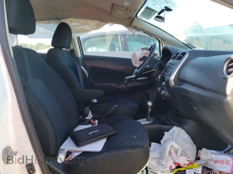 2014 Nissan VERSA (VIN 3N1CE2CP5EL422670) — фото 5 из 10