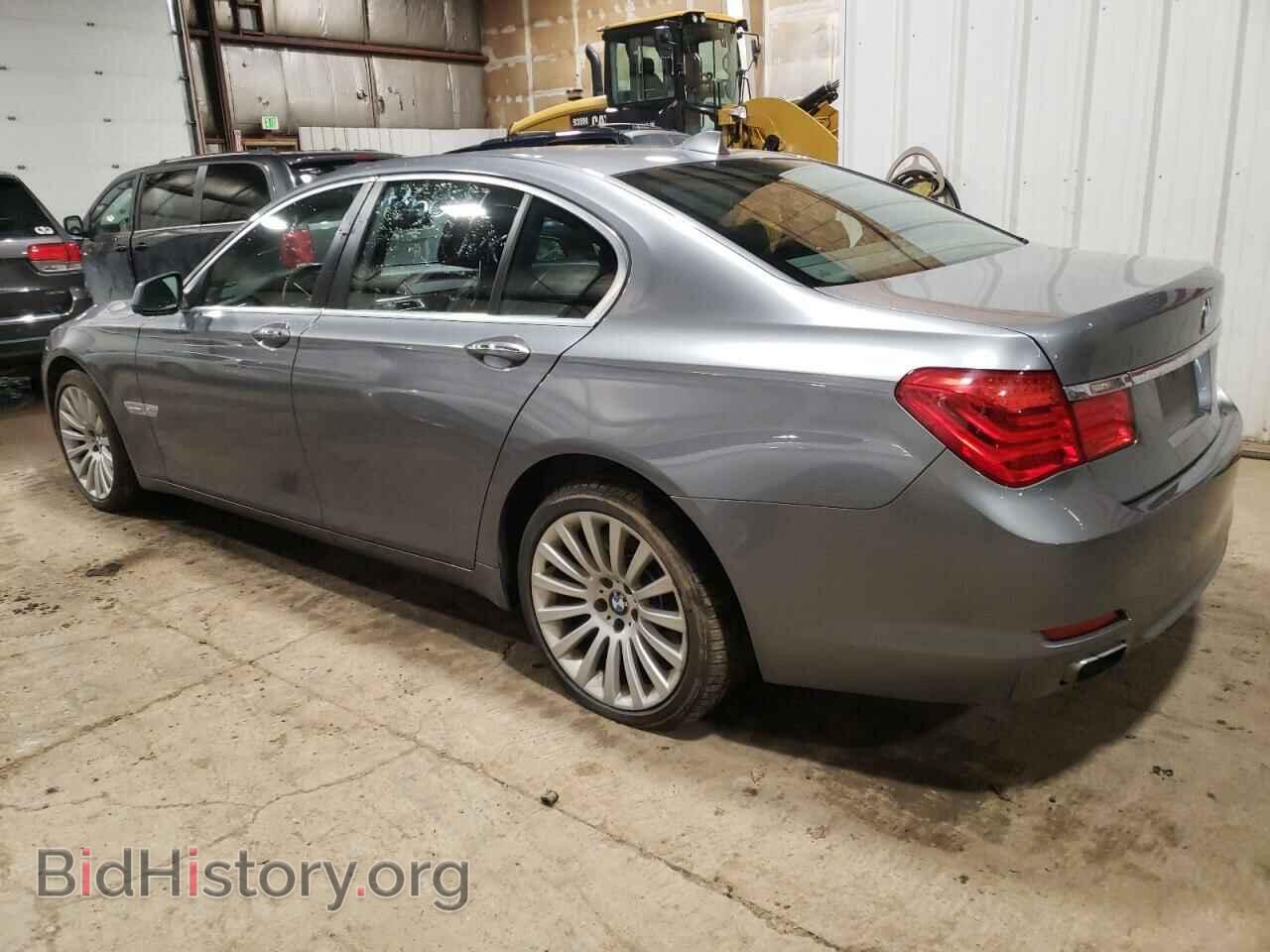 2012 BMW 7 SERIES - VIN: WBAKC6C55CC396372 - Фото 2