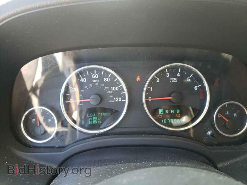 2012 Jeep COMPASS (VIN 1C4NJDCB6CD630383) — фото 9 из 12