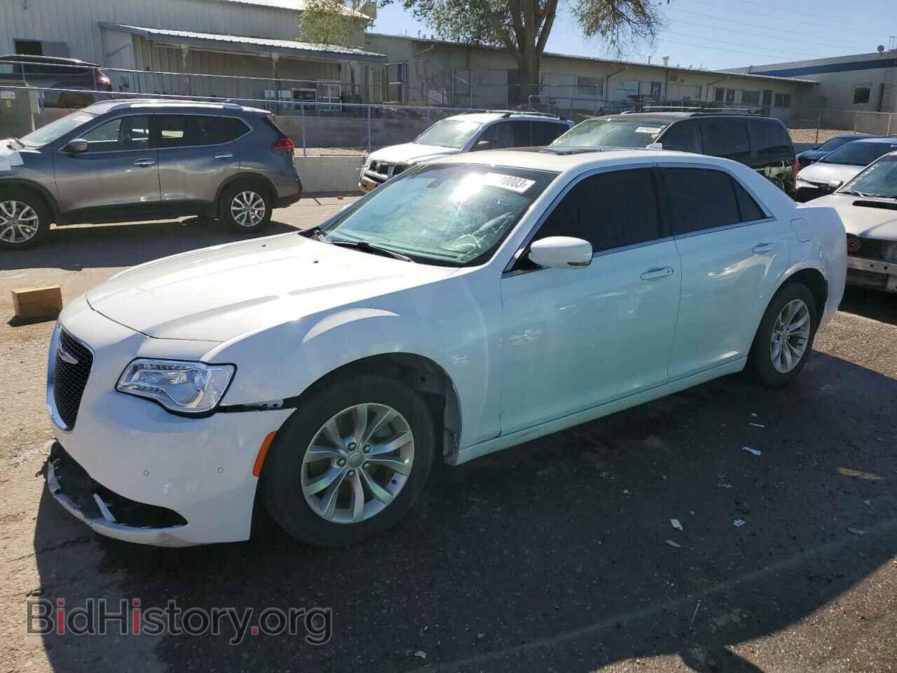 Фотография 2C3CCAAG2FH853921 - CHRYSLER 300 2015