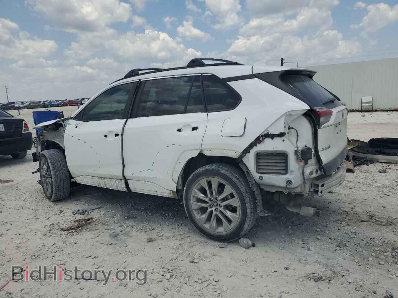 2020 TOYOTA RAV4 - VIN: 2T3C1RFVXLC033879 - Фото 2