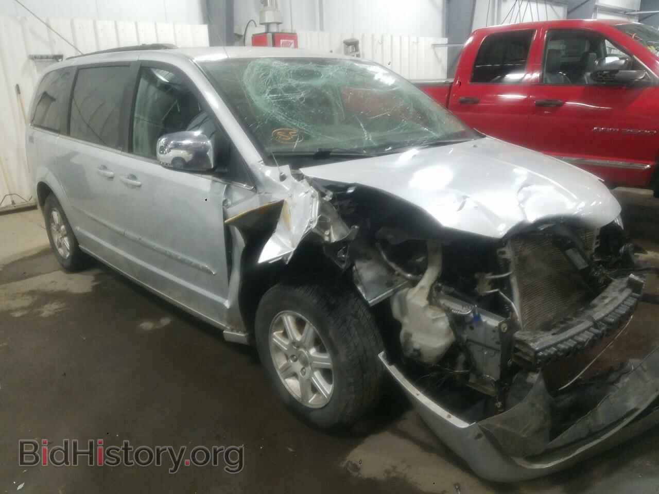 Фотография 2A4RR8DG0BR705838 - CHRYSLER MINIVAN 2011