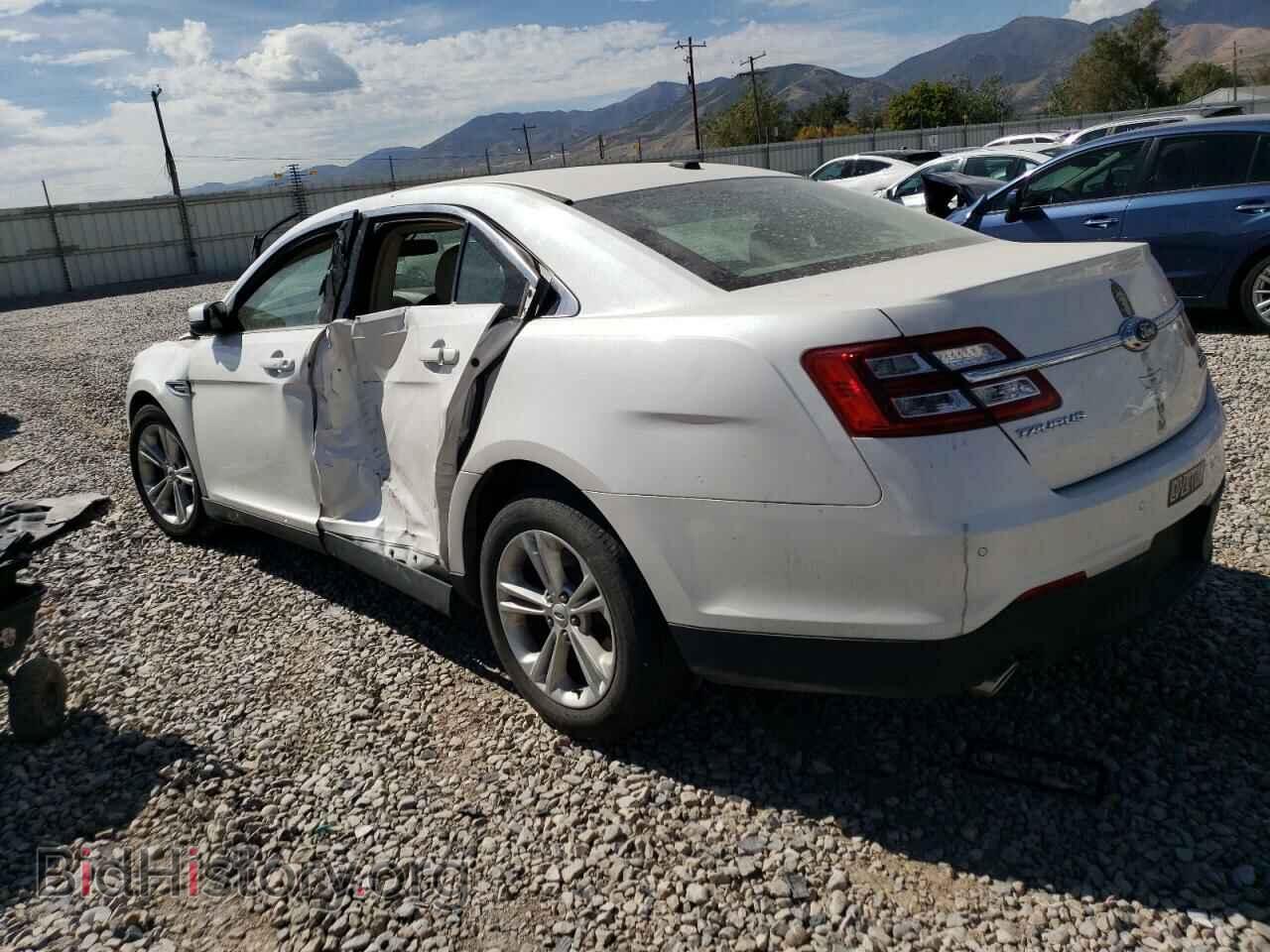 2017 FORD TAURUS - VIN: 1FAHP2E80HG125985 - Фото 2