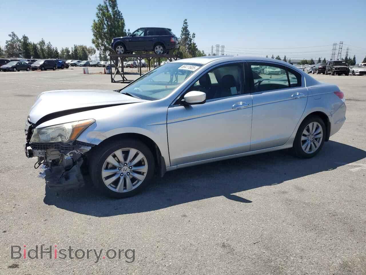 Photo 1HGCP3F81CA032396 - HONDA ACCORD 2012