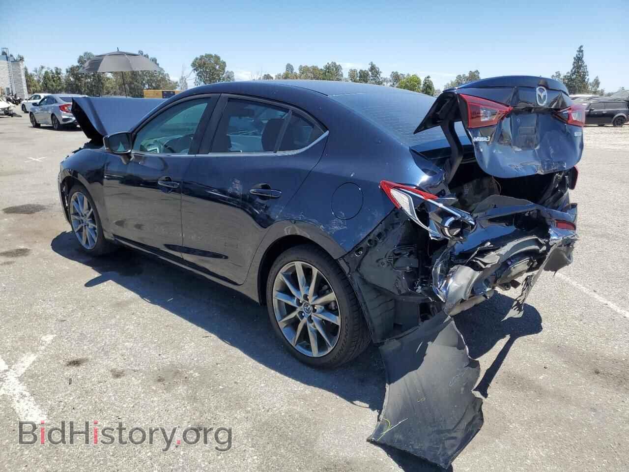 2018 MAZDA 3 - VIN: 3MZBN1V31JM215367 - Фото 2