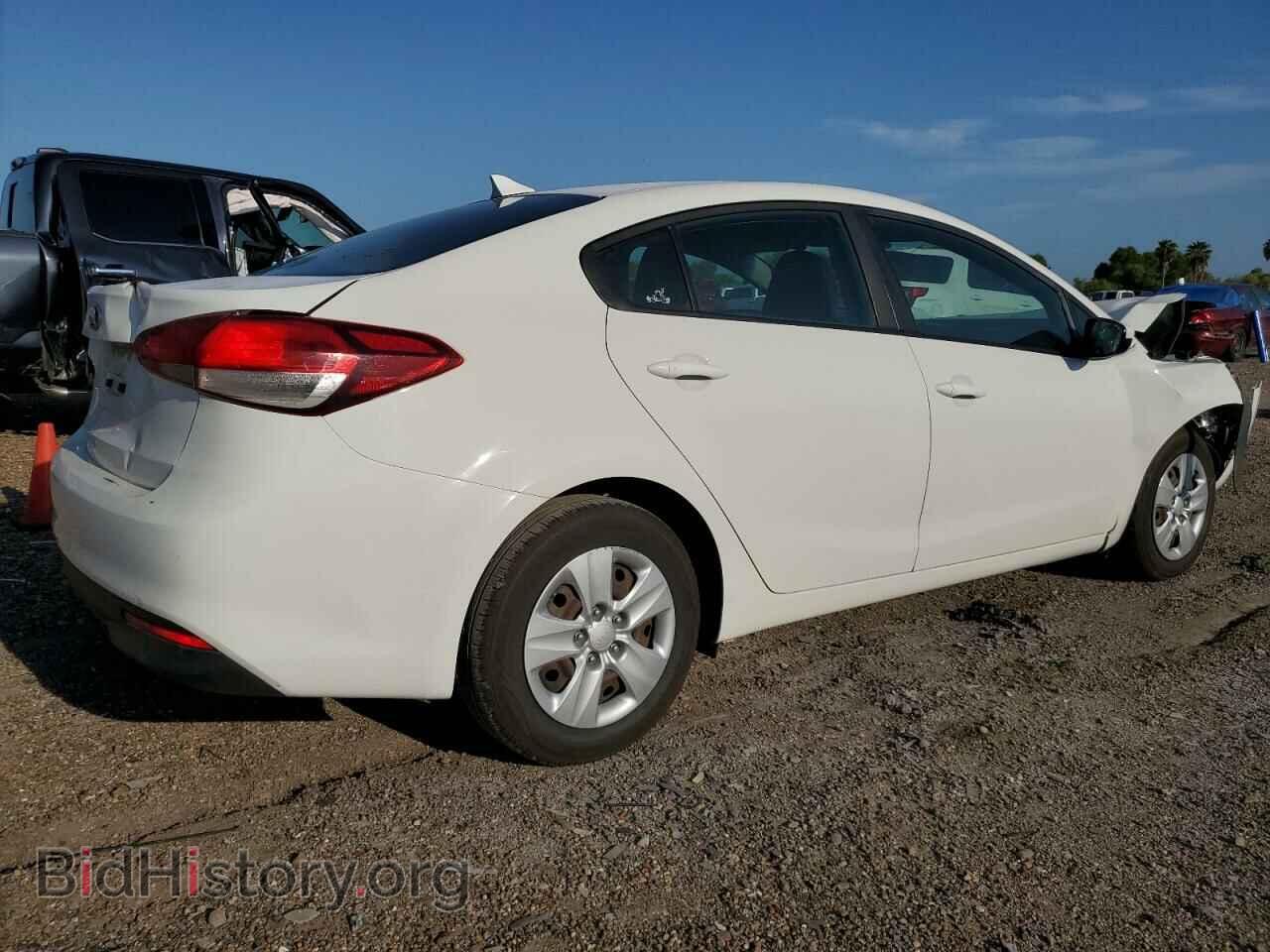 2017 KIA FORTE - VIN: 3KPFK4A76HE011062 - Фото 3