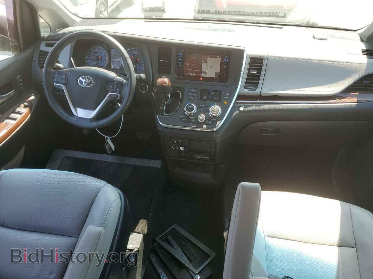 2017 TOYOTA All Models - VIN: 5TDYZ3DC3HS871126 - Фото 8