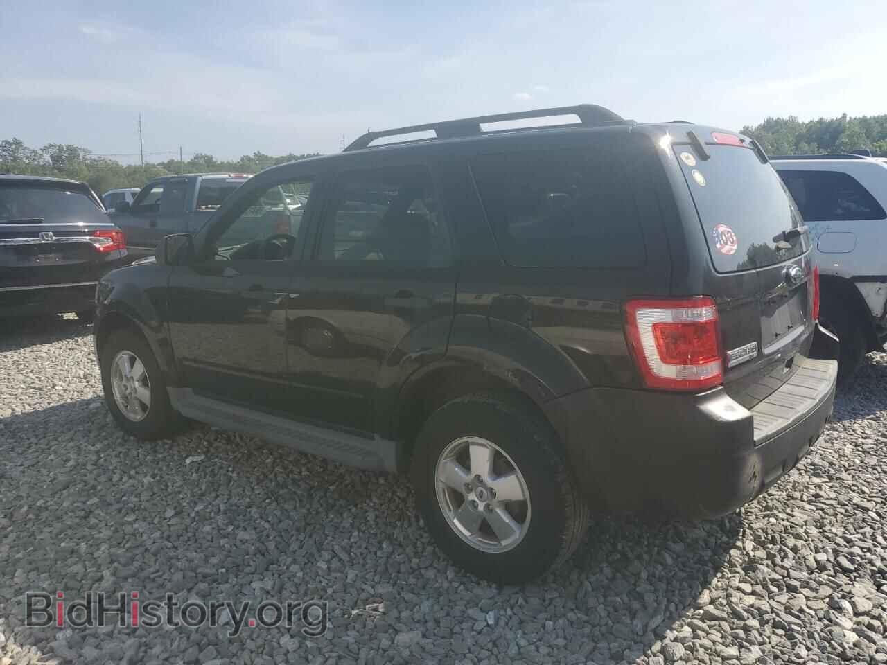 2011 FORD ESCAPE - VIN: 1FMCU9D79BKC35366 - Фото 2