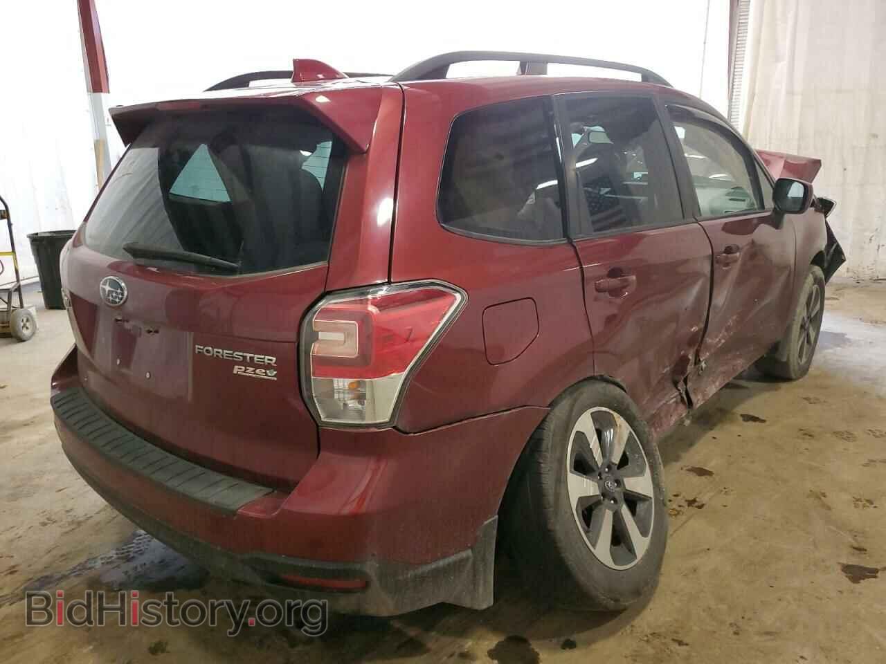 2017 SUBARU FORESTER - VIN: JF2SJAEC7HH804910 - Фото 4