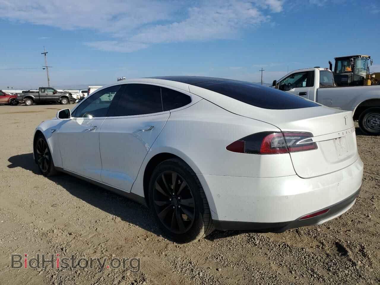 2015 TESLA MODEL S - VIN: 5YJSA1H2XFFP75644 - Фото 2