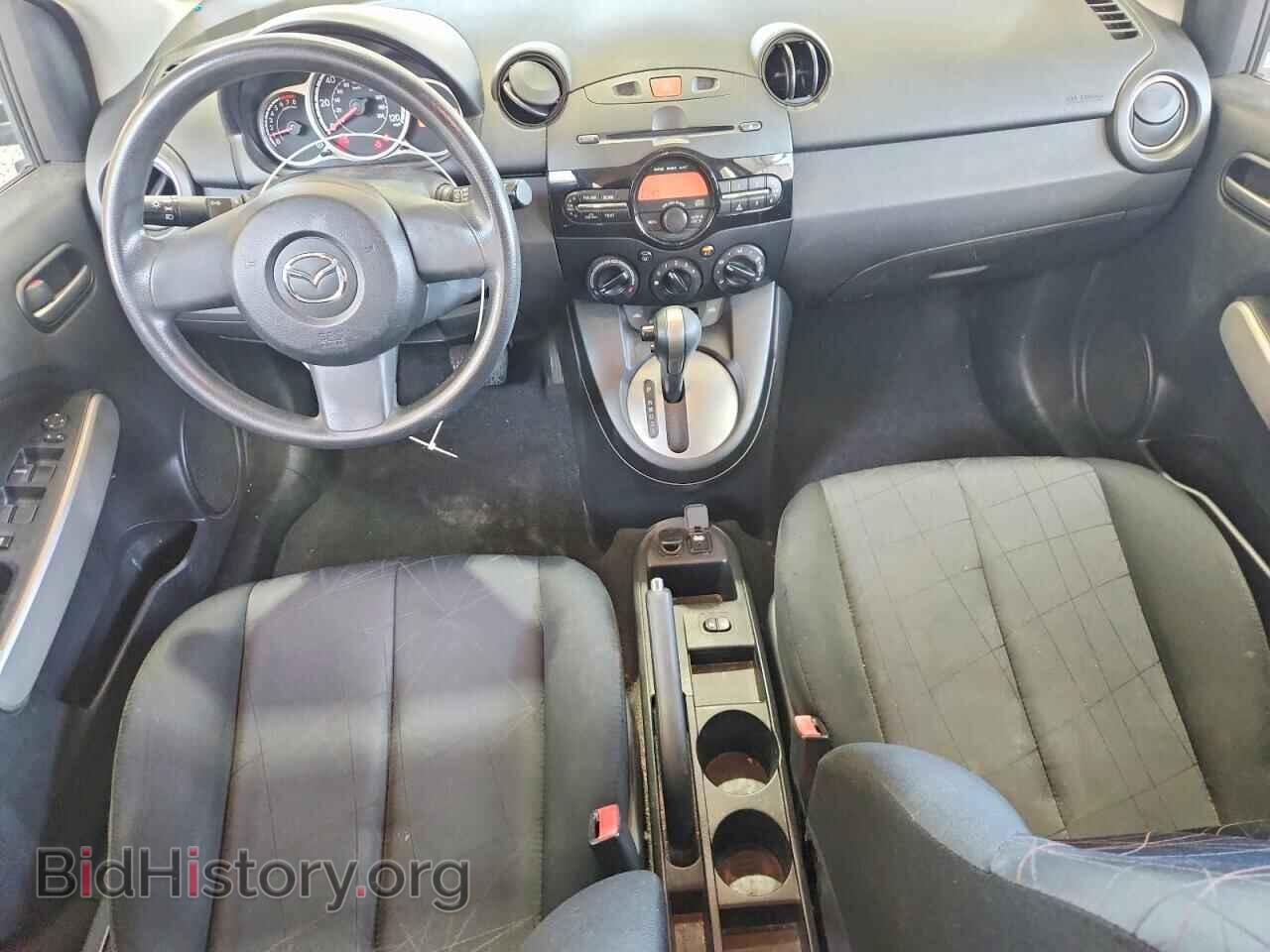 2014 Mazda 2 (VIN JM1DE1KY6E0183584) — фото 8 из 14