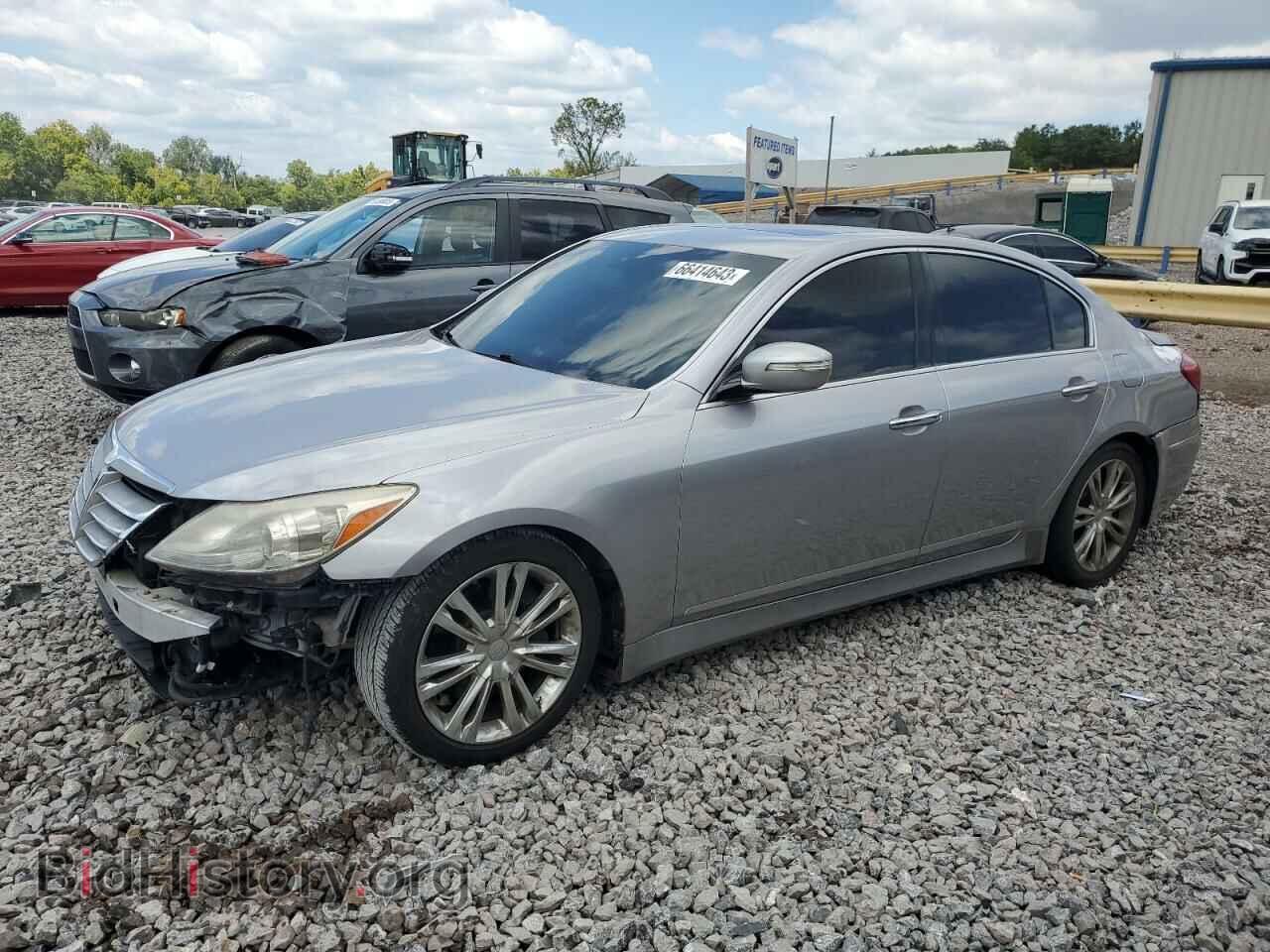Photo KMHGC4DD8CU189063 - HYUNDAI GENESIS 2012