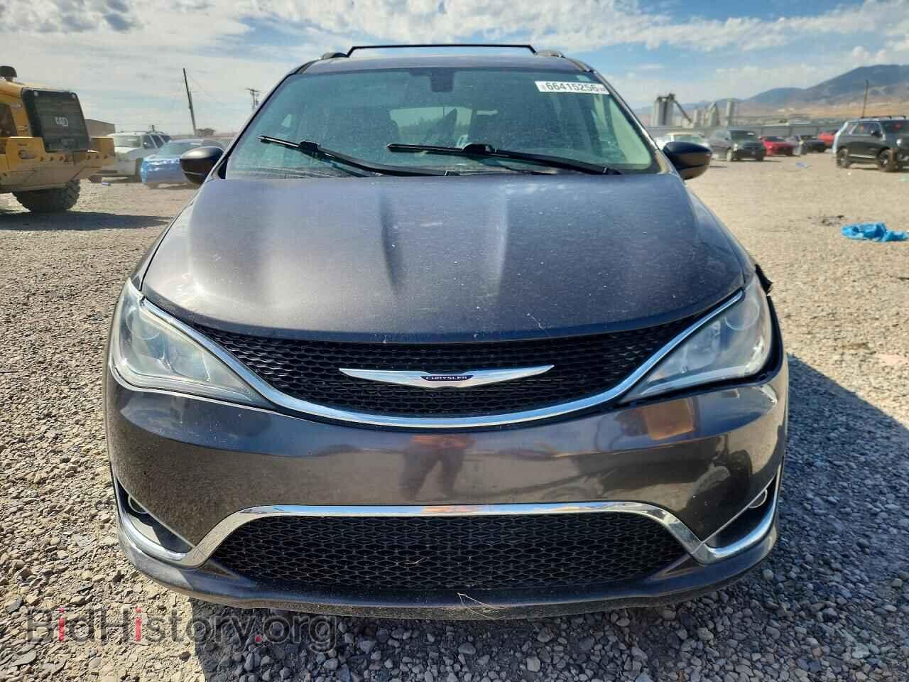 2019 CHRYSLER PACIFICA - VIN: 2C4RC1BG5KR651731 - Photo 5