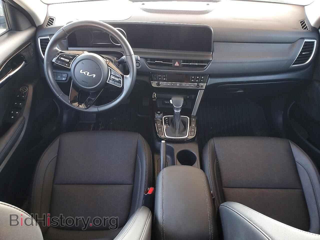 2025 KIA SELTOS - VIN: KNDERCAA9S7801623 - Фото 8