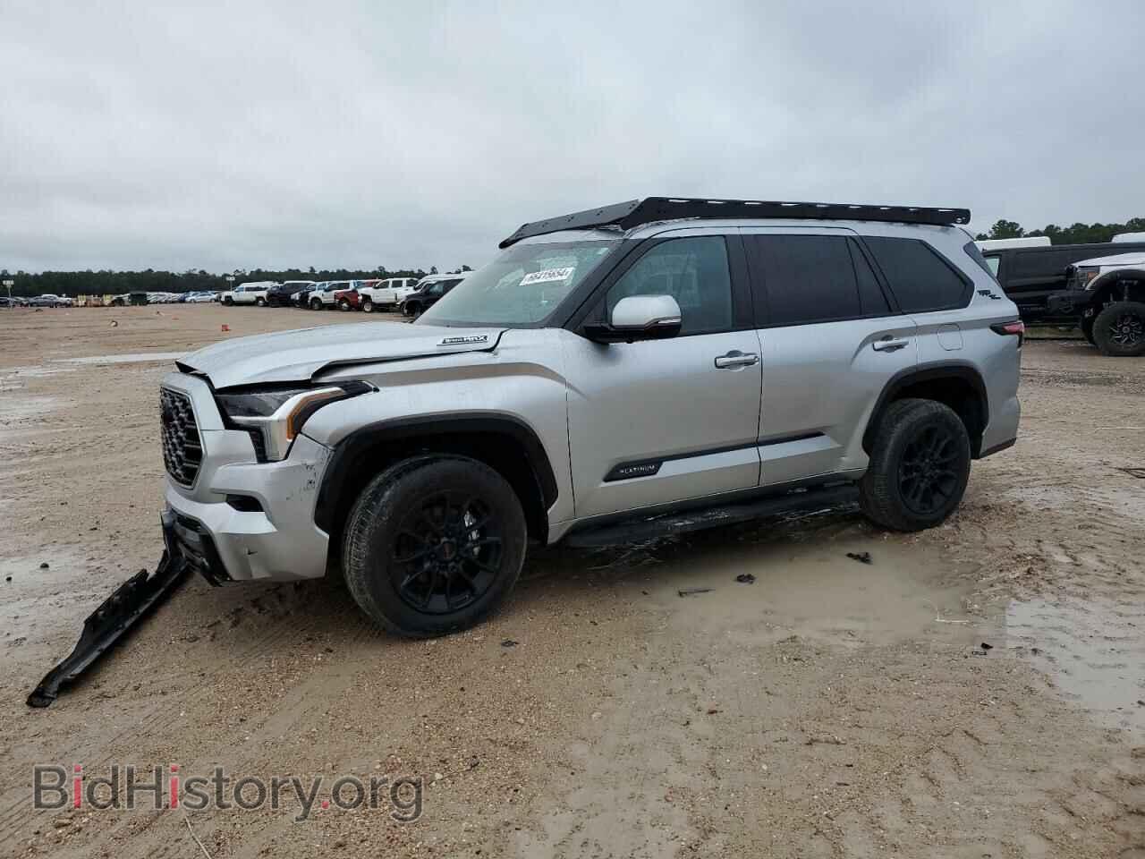 Фотография 7SVAAABA2RX021214 - TOYOTA SEQUOIA 2024