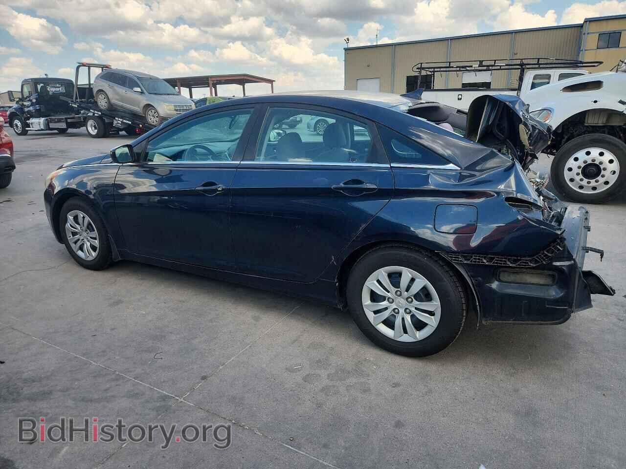 2011 HYUNDAI SONATA - VIN: 5NPEB4AC2BH087552 - Photo 2
