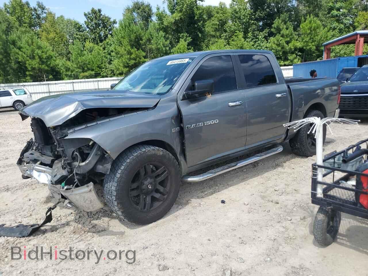 Photo 1D7RB1CT2BS615904 - DODGE All Models 2011
