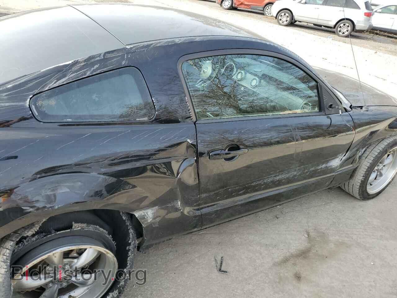 2008 FORD MUSTANG - VIN: 1ZVHT82H285134242 - Фото 9