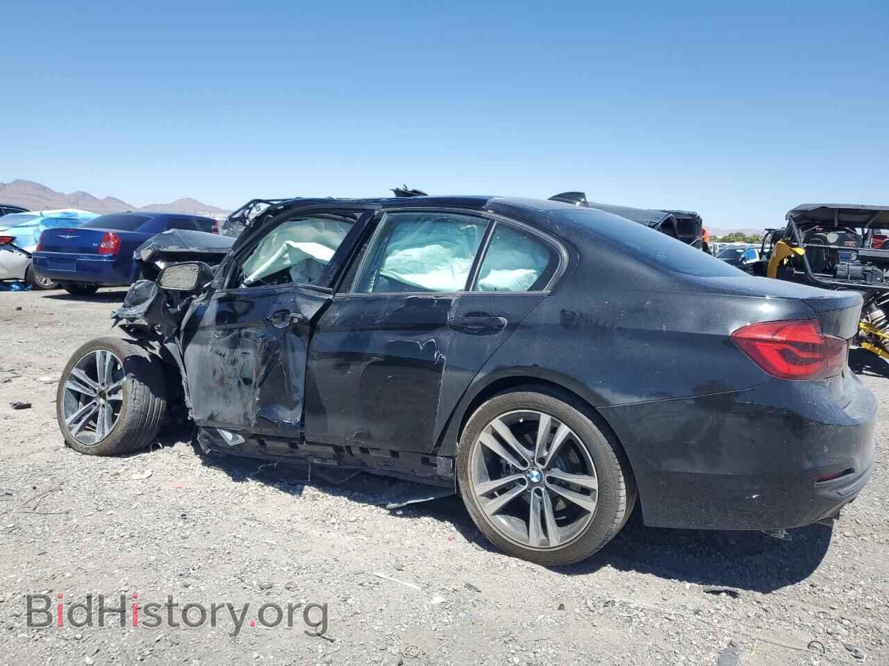 2018 BMW 3 SERIES - VIN: WBA8B9C57JEE82401 - Фото 2