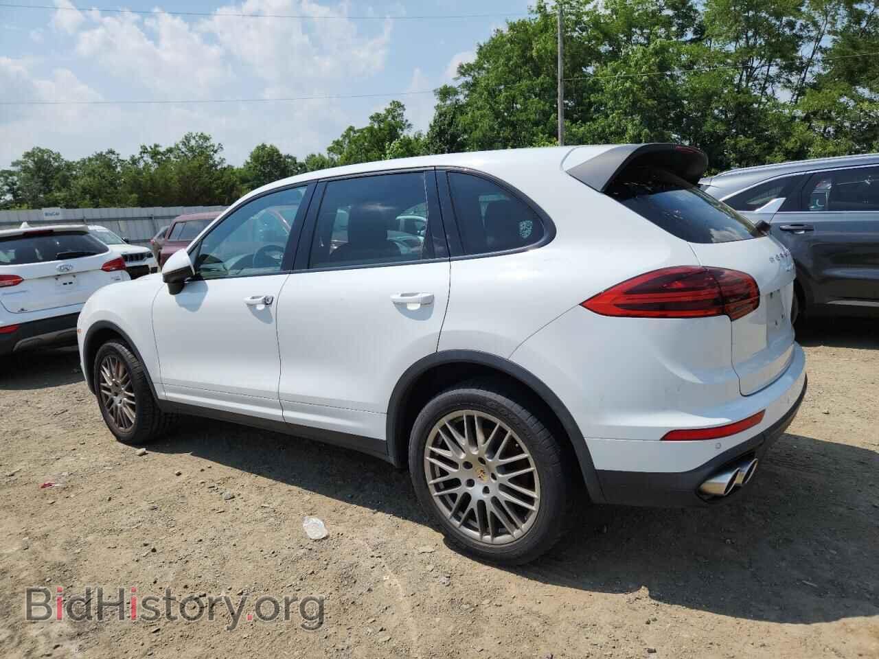2016 PORSCHE CAYENNE - VIN: WP1AB2A22GLA94464 - Фото 2