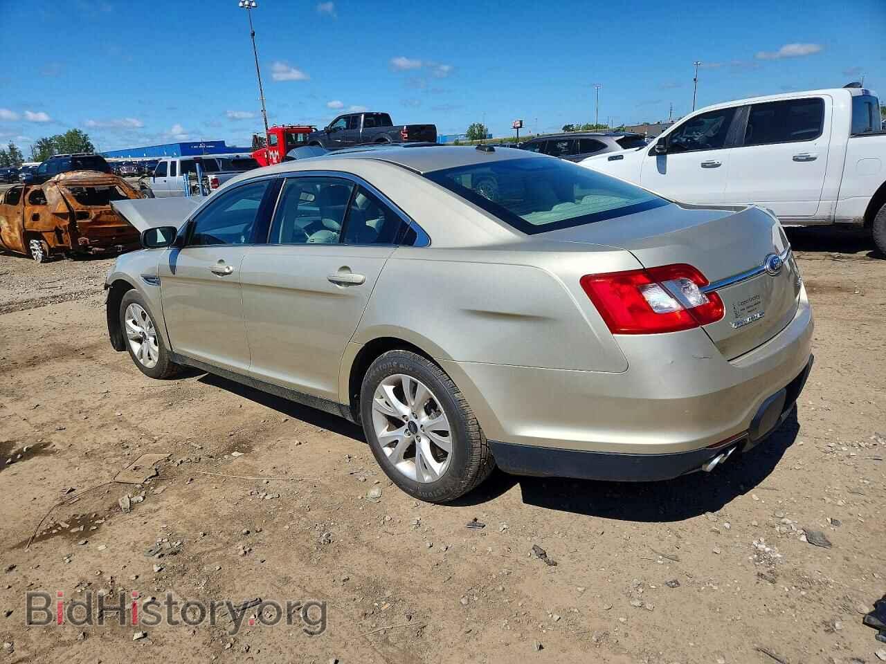 2011 FORD TAURUS - VIN: 1FAHP2EWXBG121366 - Фото 2
