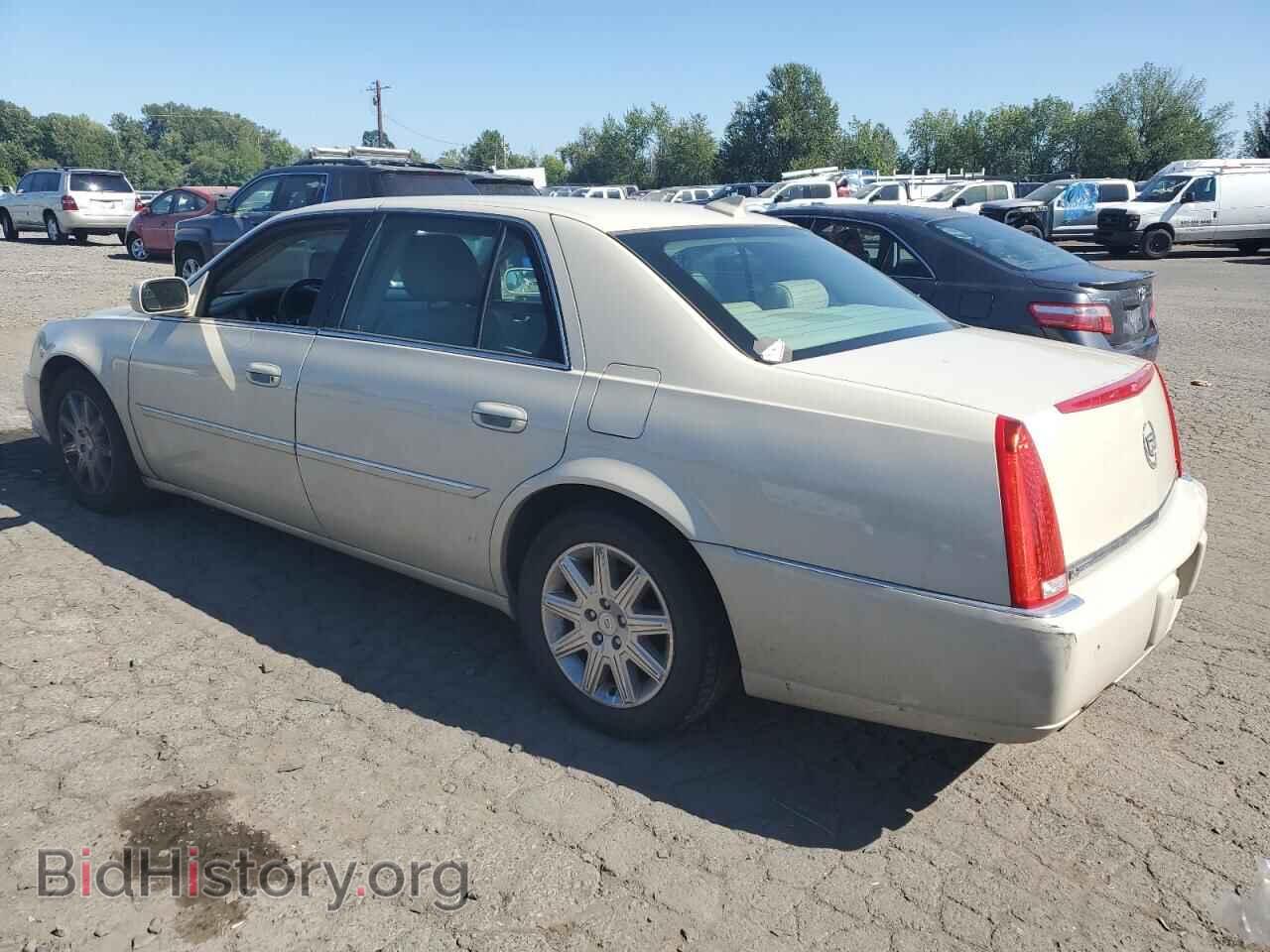 2011 CADILLAC DTS - VIN: 1G6KH5E6XBU133729 - Фото 2