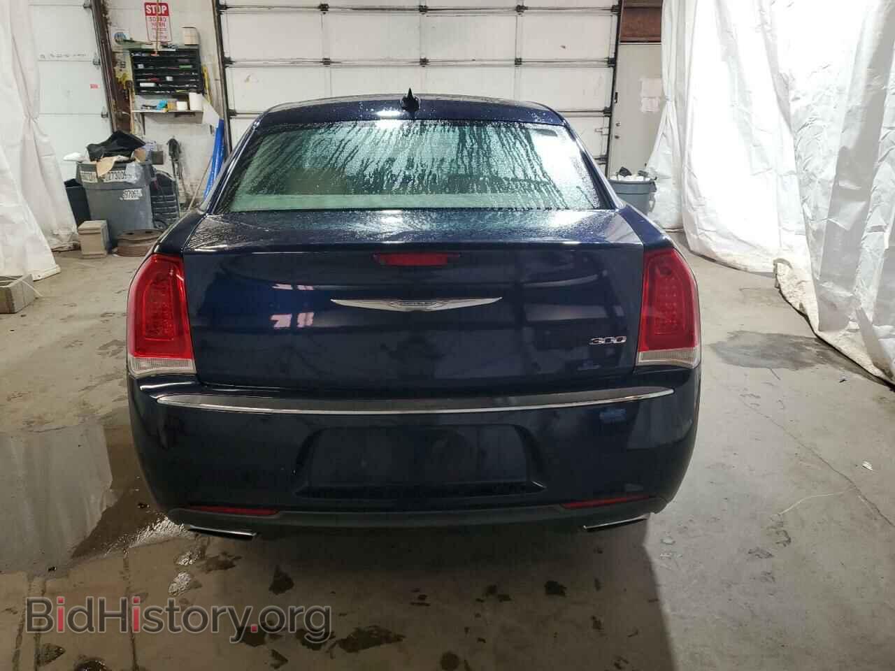 2016 CHRYSLER 300 - VIN: 2C3CCAAG3GH273837 - Фото 6