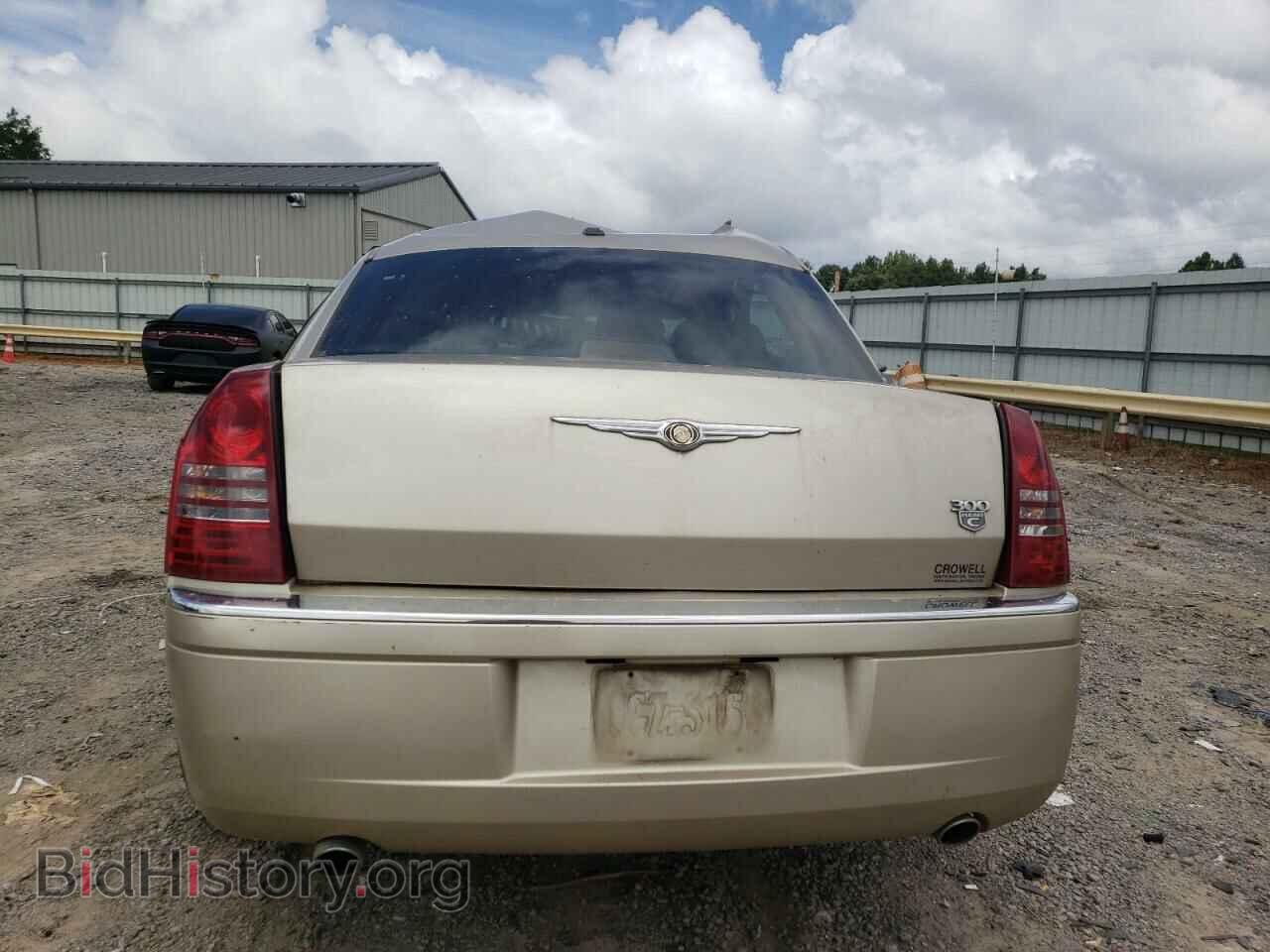 2006 CHRYSLER 300 - VIN: 2C3KA63H36H518395 - Фото 6
