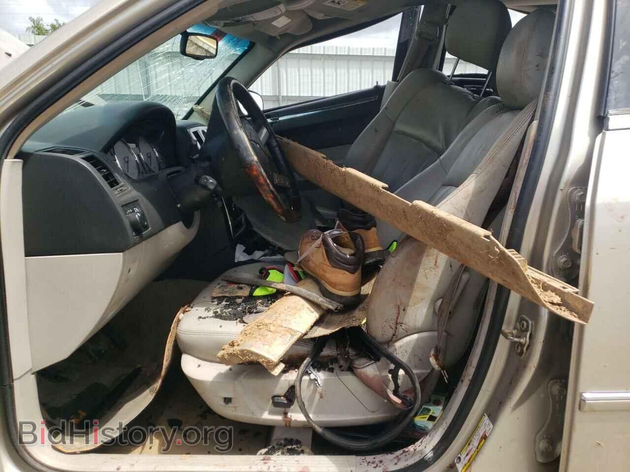2006 CHRYSLER 300 - VIN: 2C3KA63H36H518395 - Фото 7