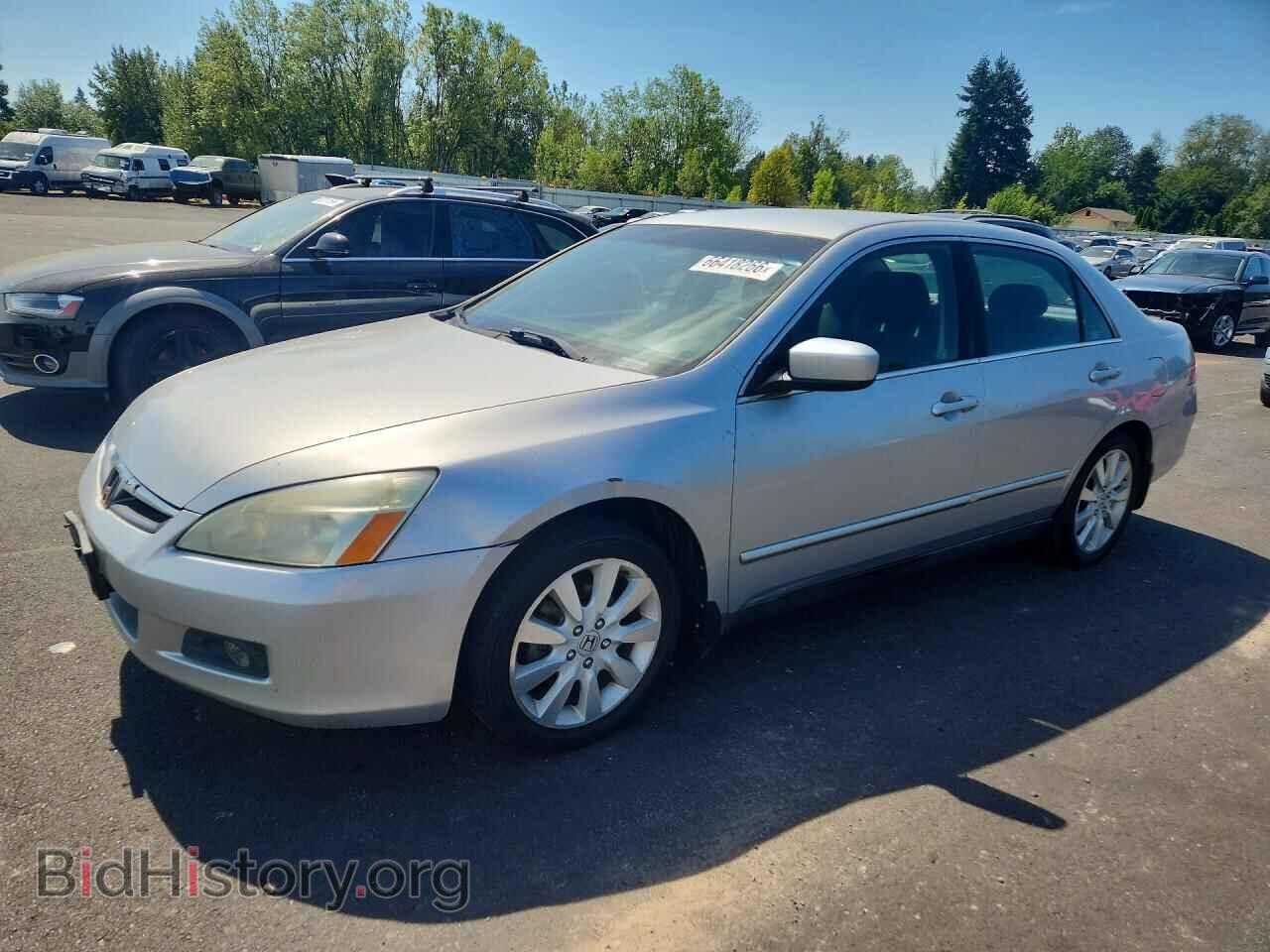 Photo 1HGCM66497A061626 - HONDA ACCORD 2007