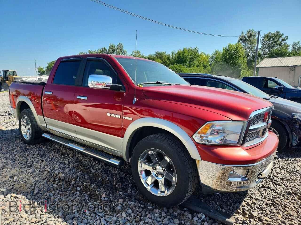 2010 DODGE RAM 1500 - VIN: 1D7RV1CT2AS140180 - Фото 4