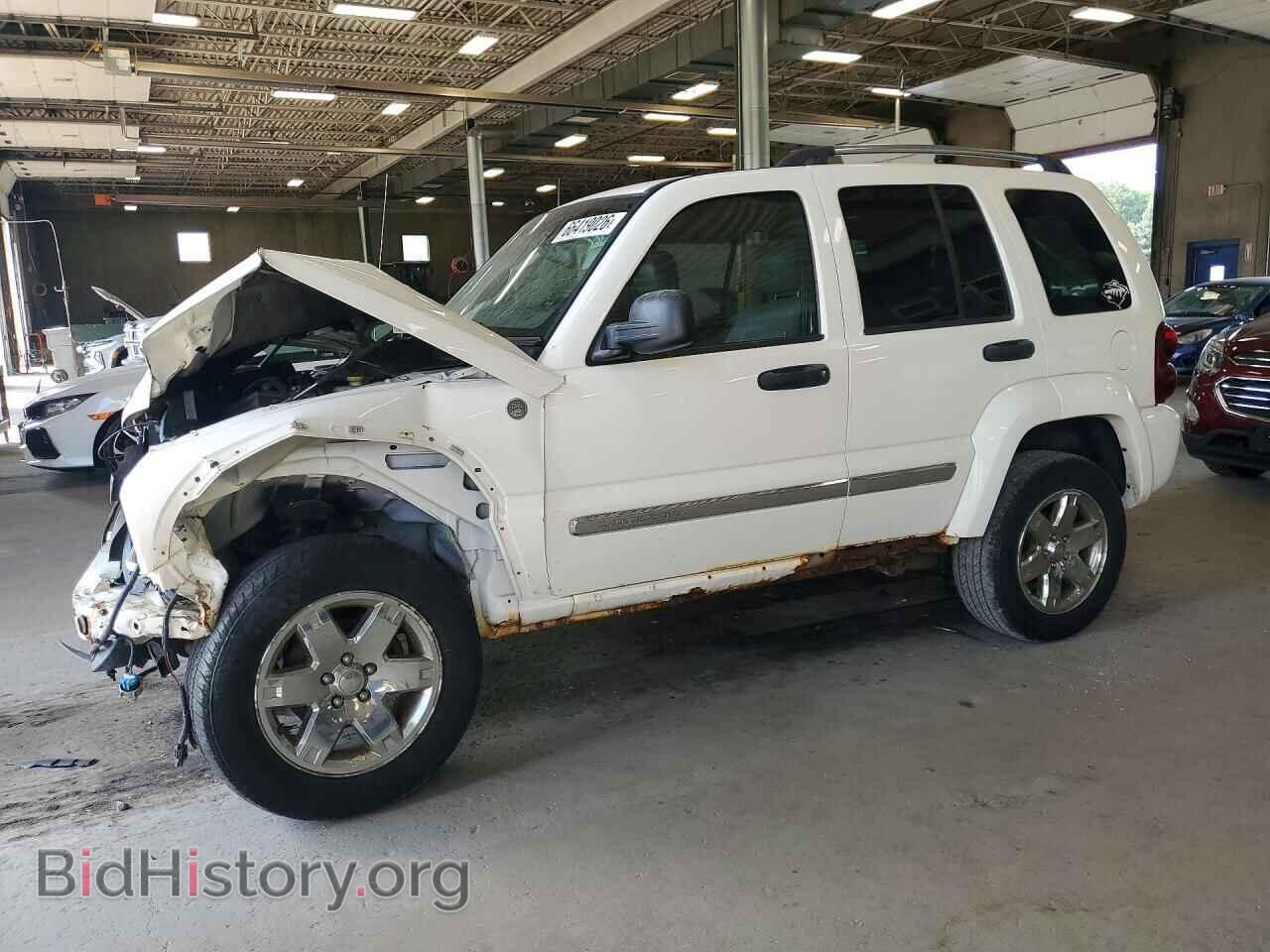Фотография 1J4GL58K35W626262 - JEEP LIBERTY 2005