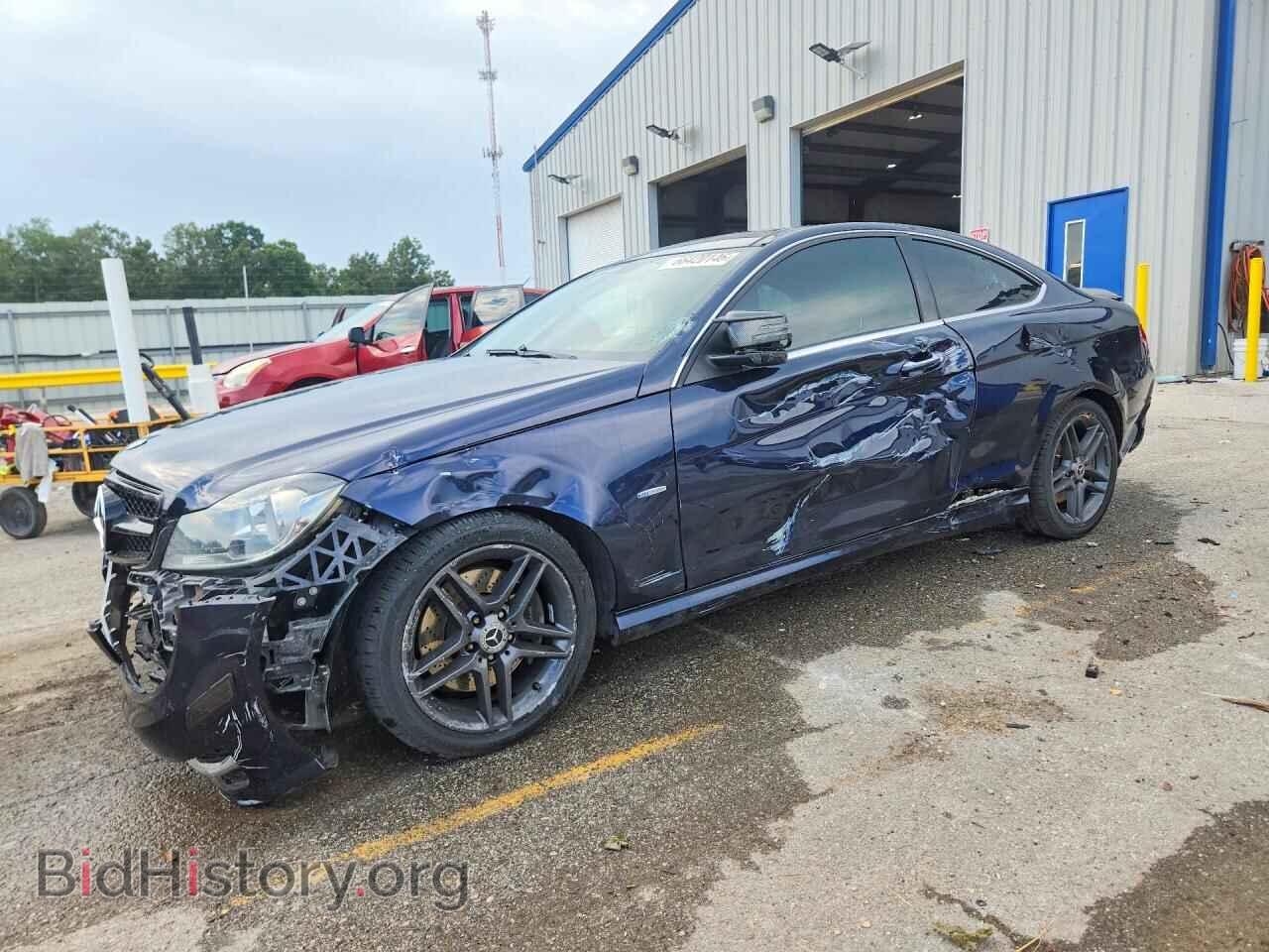 Photo WDDGJ5HB4CF726904 - MERCEDES-BENZ C-CLASS 2012