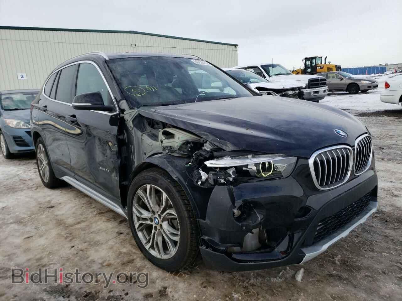 Photo WBXHT3C34H5F73554 - BMW X1 2017