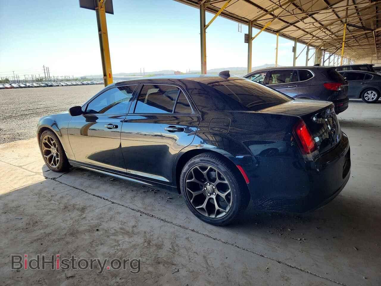 2016 CHRYSLER 300 - VIN: 2C3CCABG3GH261377 - Photo 2