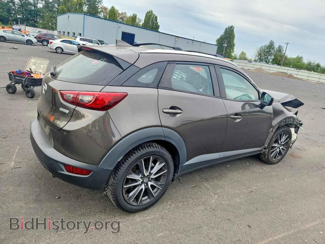 2018 MAZDA CX-3 - VIN: JM1DKFC71J0303328 - Photo 3