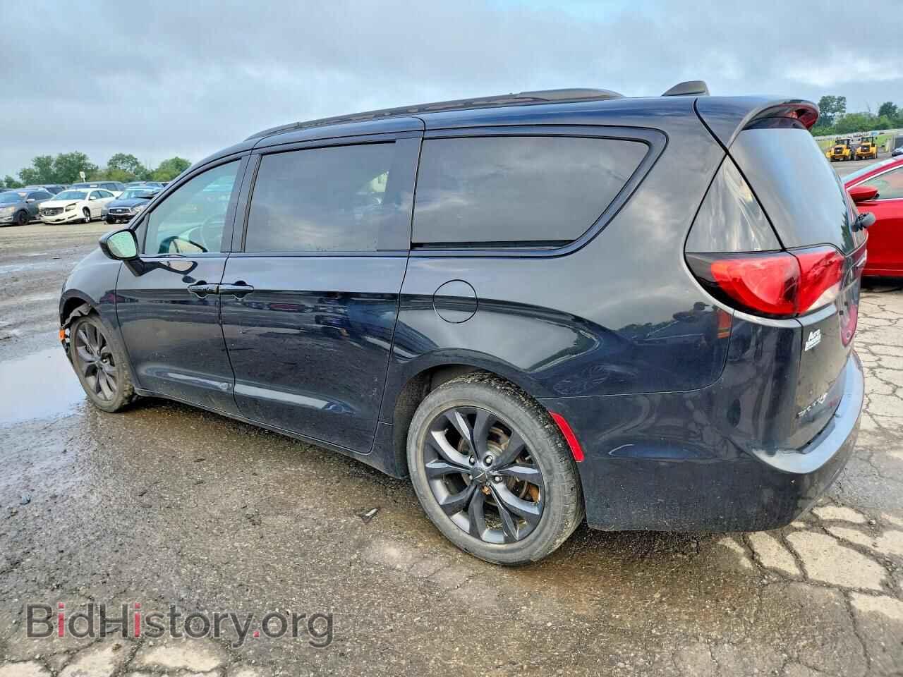 2019 CHRYSLER PACIFICA - VIN: 2C4RC1BG0KR733026 - Photo 2