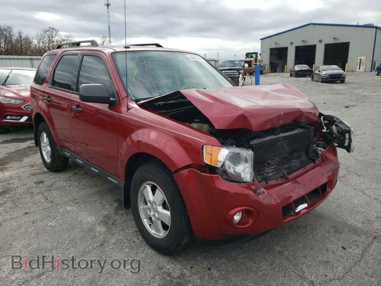 Фотография 1FMCU0D72AKD08121 - FORD ESCAPE 2010