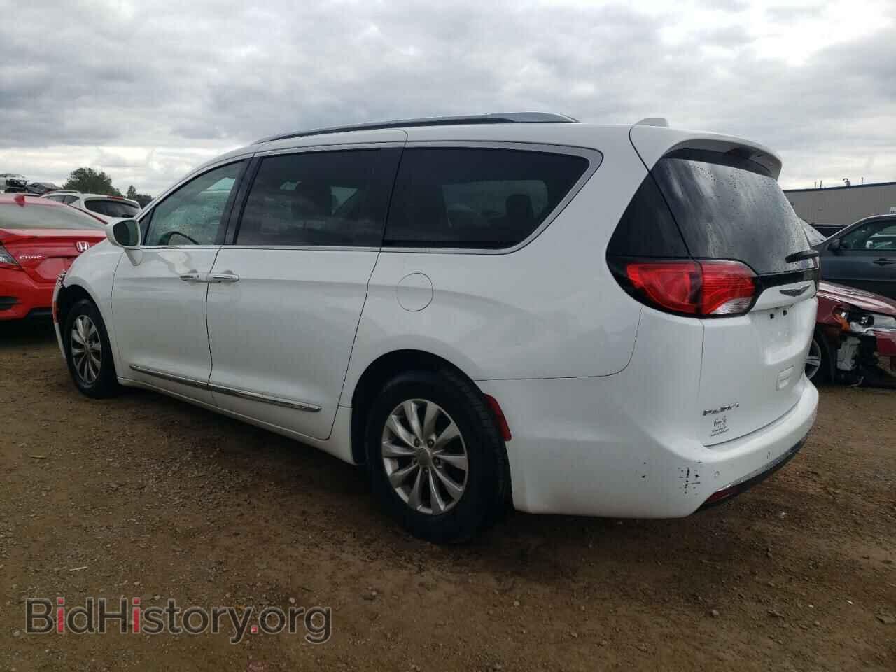 2019 CHRYSLER PACIFICA - VIN: 2C4RC1BG1KR561007 - Фото 2