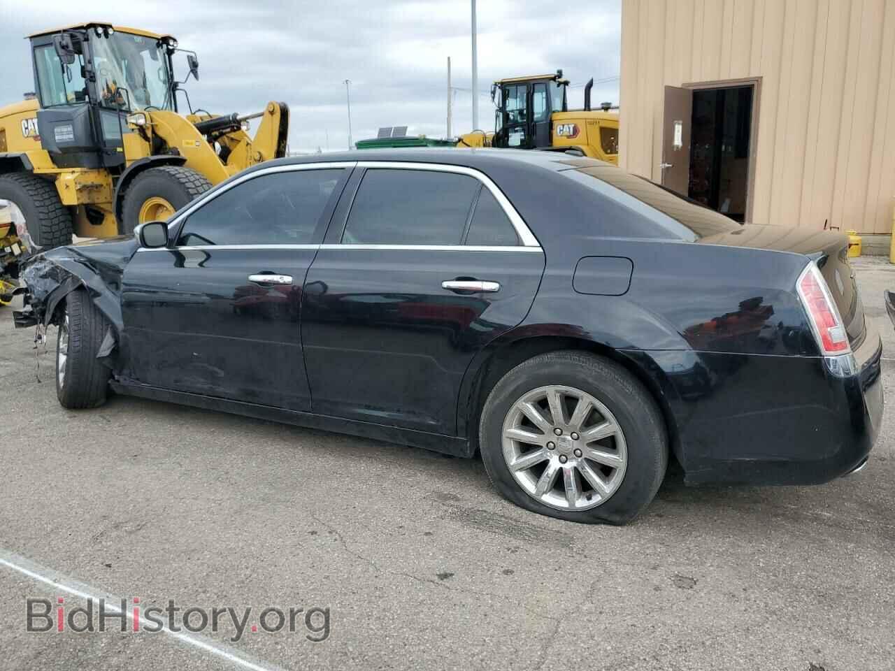 2012 CHRYSLER 300 - VIN: 2C3CCACG5CH216577 - Photo 2