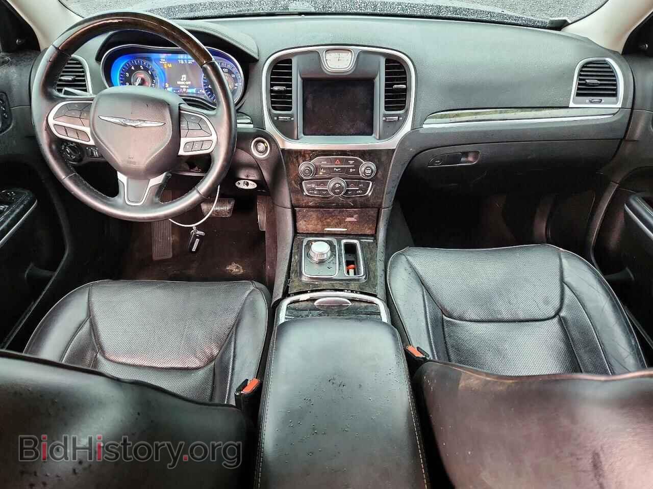 2018 CHRYSLER 300 - VIN: 2C3CCAKG9JH302148 - Photo 8